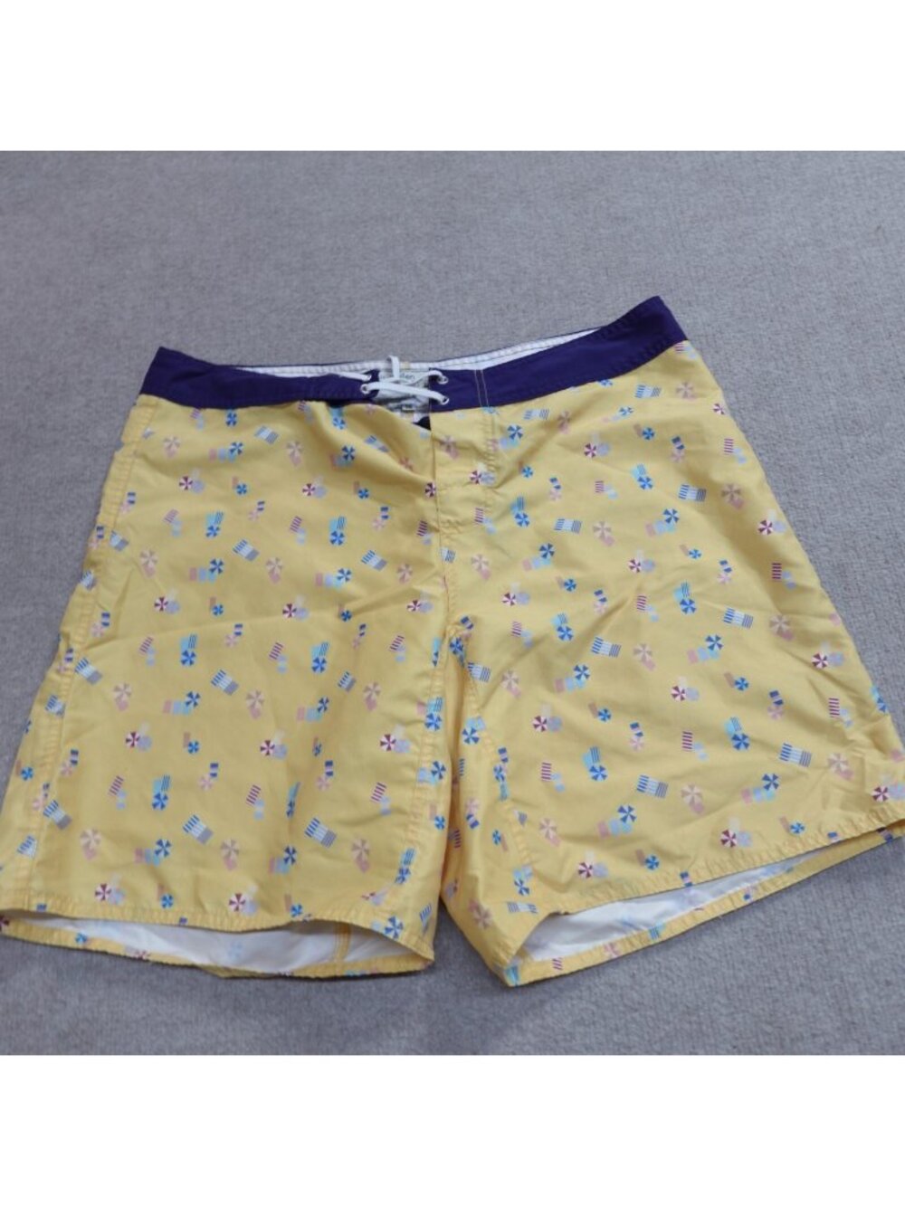 Wellen Board Shorts 36 Yellow Geometric Made in USA